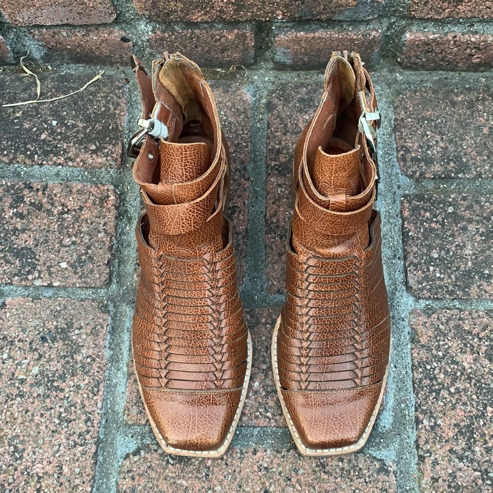 Jeffrey Campbell Stinson cutout  ankle boots - Picture 3 of 13